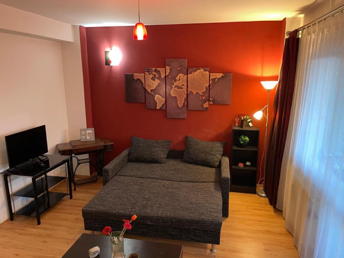 Motorway Alfa Apartament Apartment Arad Bagian luar foto